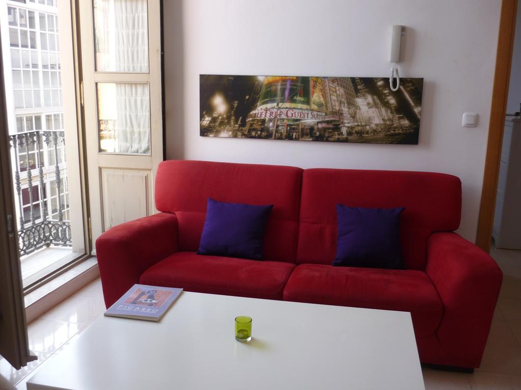 Malama Apartamentos Turisticos Μάλαγα Δωμάτιο φωτογραφία