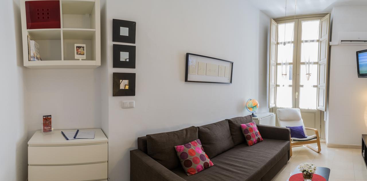 Malama Apartamentos Turisticos Μάλαγα Εξωτερικό φωτογραφία